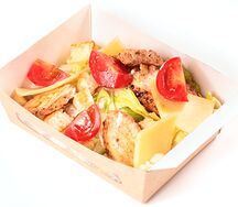 Салат Цезарь с курицей
