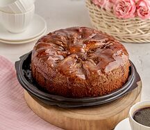 Шарлотка с яблоком и корицей