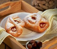 Пирожок с курагой