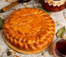 Пирог с зеленым луком и яйцом