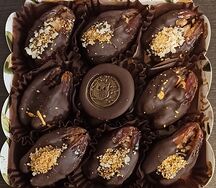 Королевские финики с грецким орехом в шоколаде