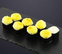 Запеченный ролл с крабом