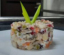 Фирменный салат