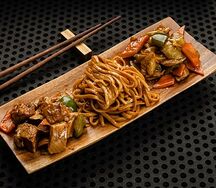 Китайка-сет с лапшой, Чи Сан Чи и обжаренной рулькой