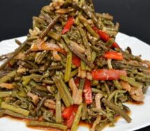 Папоротник со свининой