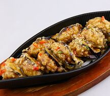 Баклажаны с мясной начинкой