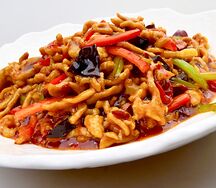 Жареное куриное филе в кисло-сладко-остром соусе