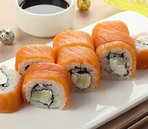 Филадельфия с манго ролл