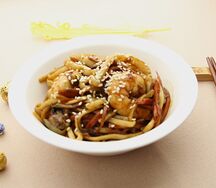 Вок с морепродуктами