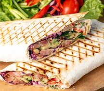 Шаурма фирменная с курицей