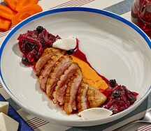 Утиная грудка с морковным соусом и маринованной свеклой