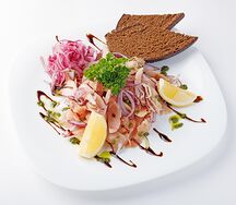 Строганина из пеламиды