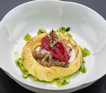 Бефстроганов со сморчками и картофельным пюре