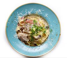 Паста с курочкой и грибами в сливочном соусе