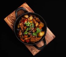 Горячая сковородка с курицей 