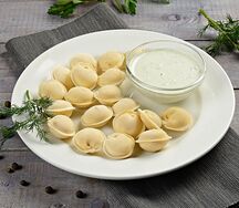 Пельмени домашние со сметаной