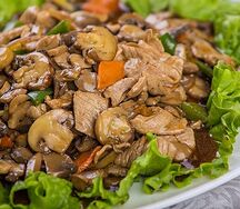 Свинина с шампиньонами