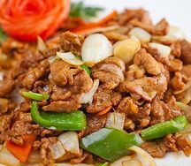Свинина жареная тонкими пластиками