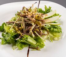 Микс-салат с говядиной