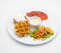 Вафли картофельные с форелью