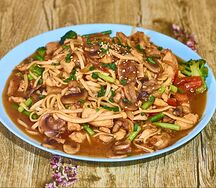 Лапша с курицей и шампиньонами 702