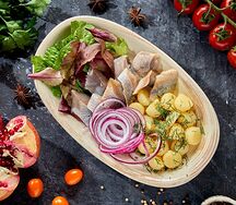 Сельдь с отварным картофелем