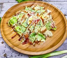 Салат Цезарь с курицей