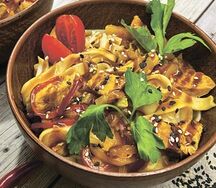 Лапша с курицей и грибами