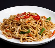 Лапша удон с овощами