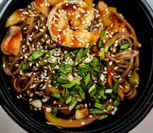 Wok с морепродуктами