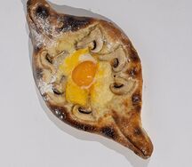 Хачапури по-аджарски с грибами