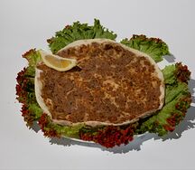 Ламаджо с фаршем