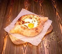 Хачапури по-аджарски