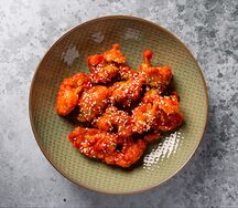 Курица в сладко-остром соусе