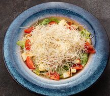 Цезарь с курицей