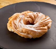 Колечко с творожным кремом