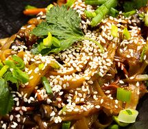 Лапша удон с овощами