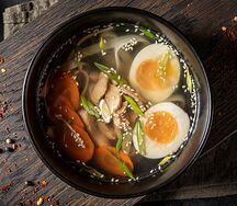 Куриный суп-лапша