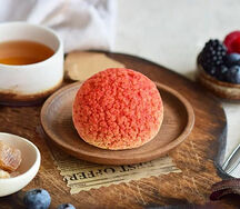 Пирожное Шу ягодное