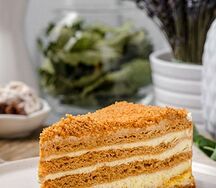 Торт Медовый бенье