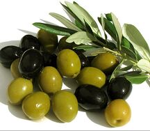 Маслины и оливки