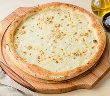 Пицца Кватро формаджи