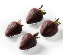 Клубника в темном шоколаде 