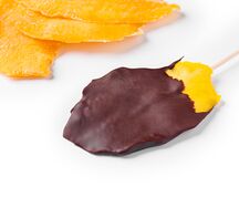 Манго в темном шоколаде 