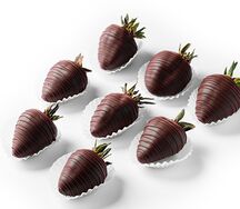 Клубника в темном шоколаде 