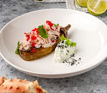 Запеченный баклажан с крабом