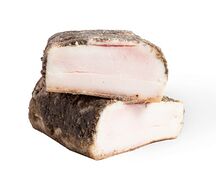 Сало солёное, отборное с чесноком и чёрным перцем