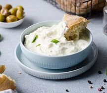 Сыр страчателла