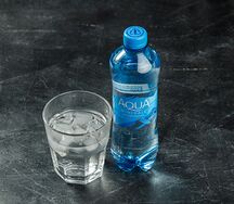 Вода Aqua минерале негазированная