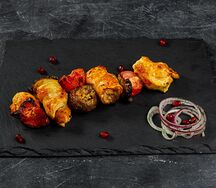 Куриная грудка с овощами на мангале